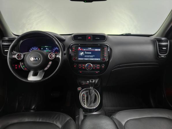 Kia Soul II Рестайлинг с пробегом 2017 года, цена 1 225 000 рублей, 214100 км, хэтчбек, Автокод Объявления