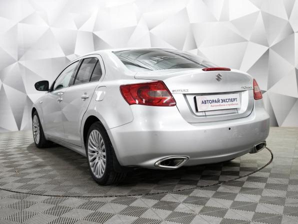 Suzuki Kizashi с пробегом 2011 года, цена 880 000 рублей, 189259 км, седан, Автокод Объявления