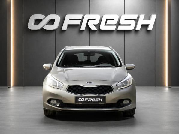 Kia Ceed II Рестайлинг с пробегом 2015 года, цена 1 199 000 рублей, 151435 км, универсал, Автокод Объявления