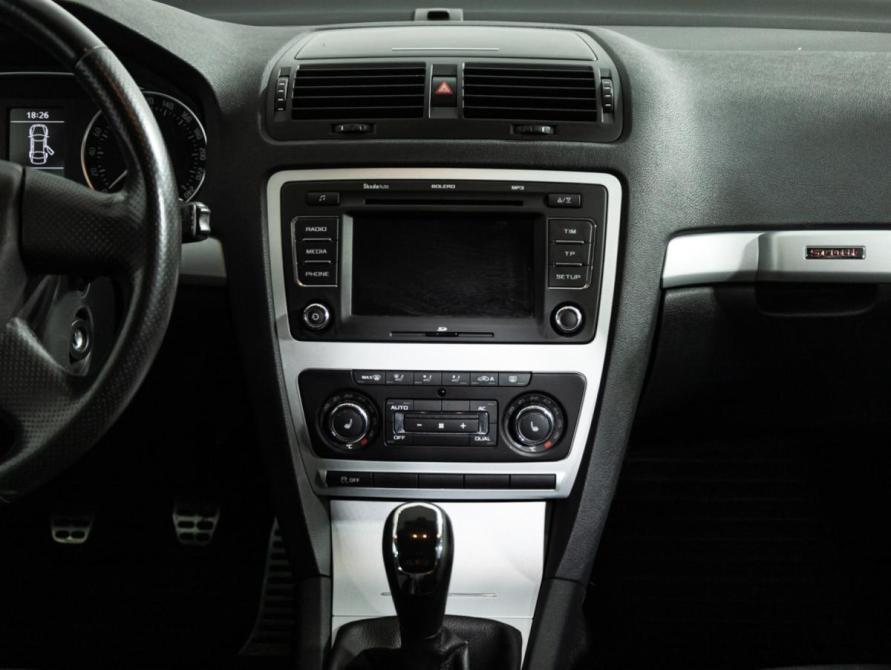 Skoda Octavia II (A5) Рестайлинг Санкт-Петербург  - изображение 14