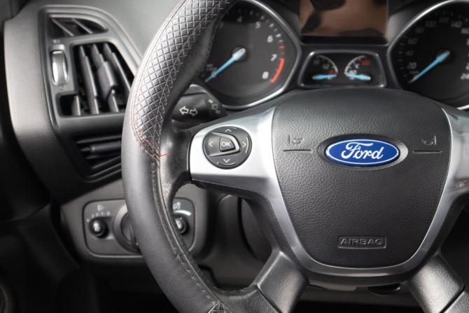 Ford Kuga II с пробегом 2013 года, цена 1 099 000 рублей, 164400 км, внедорожник, Автокод Объявления