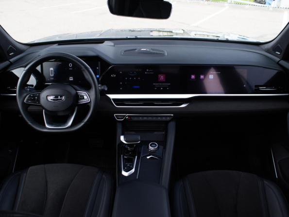 Geely Monjaro I с пробегом 2024 года, цена 3 498 000 рублей, 44800 км, внедорожник, Автокод Объявления
