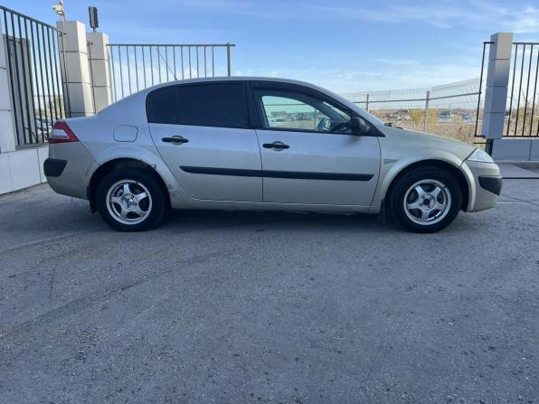 Renault Megane II Рестайлинг с пробегом 2007 года, цена 375 000 рублей, 282506 км, седан, Автокод Объявления