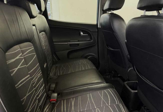 Kia Venga I с пробегом 2012 года, цена 737 000 рублей, 267331 км, минивэн, Автокод Объявления