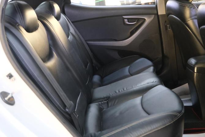 Hyundai Avante V с пробегом 2011 года, цена 819 000 рублей, 176000 км, седан, Автокод Объявления