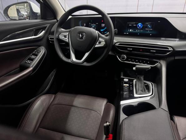 Changan Eado Plus с пробегом 2023 года, цена 1 569 000 рублей, 28000 км, седан, Автокод Объявления