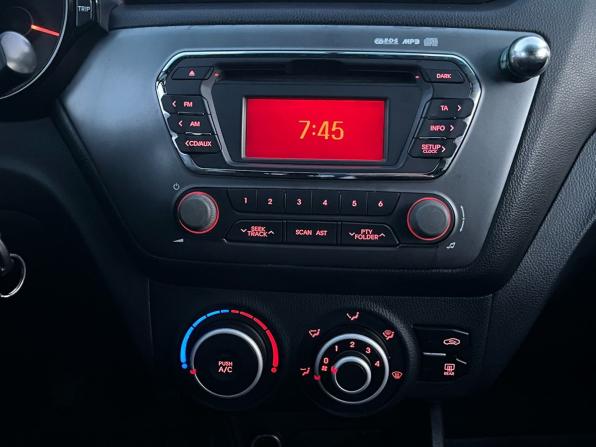 Kia Rio III с пробегом 2012 года, цена 690 000 рублей, 222845 км, седан, Автокод Объявления