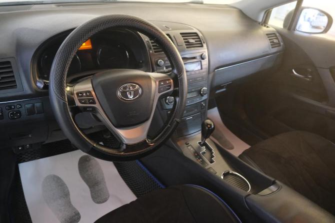 Toyota Avensis III с пробегом 2009 года, цена 1 199 000 рублей, 224744 км, седан, Автокод Объявления