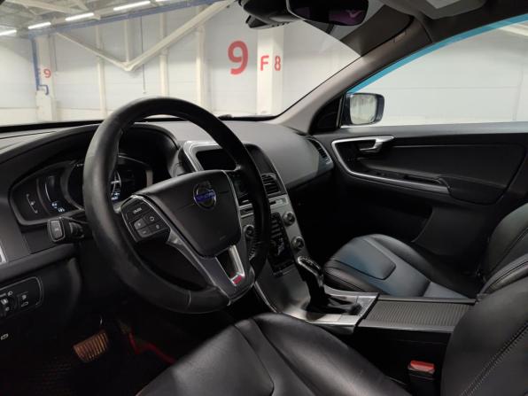 Volvo XC60 I Рестайлинг с пробегом 2016 года, цена 1 895 000 рублей, 292696 км, внедорожник, Автокод Объявления