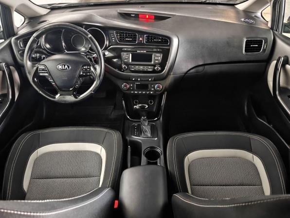 Kia Ceed II с пробегом 2015 года, цена 1 195 000 рублей, 165142 км, хэтчбек, Автокод Объявления