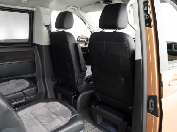 Volkswagen Multivan T6 Рестайлинг с пробегом 2020 года, цена 5 554 444 рубля, 119981 км, минивэн, Автокод Объявления
