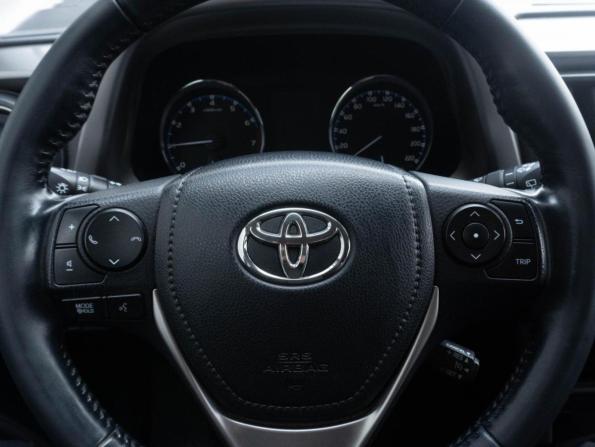 Toyota RAV4 IV (XA40) Рестайлинг с пробегом 2017 года, цена 2 650 000 рублей, 171505 км, внедорожник, Автокод Объявления