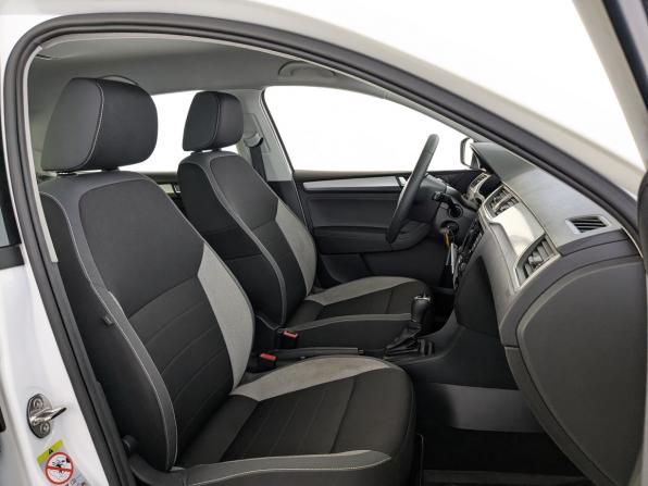 Skoda Rapid I Рестайлинг с пробегом 2019 года, цена 1 399 000 рублей, 67806 км, лифтбек, Автокод Объявления