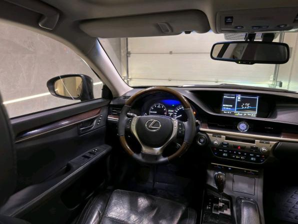 Lexus ES VI с пробегом 2012 года, цена 1 999 000 рублей, 223862 км, седан, Автокод Объявления