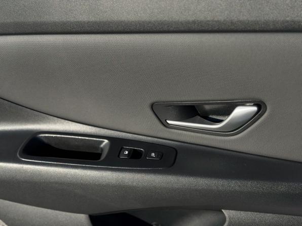 Hyundai Elantra VII (CN7) с пробегом 2023 года, цена 2 150 000 рублей, 47493 км, седан, Автокод Объявления