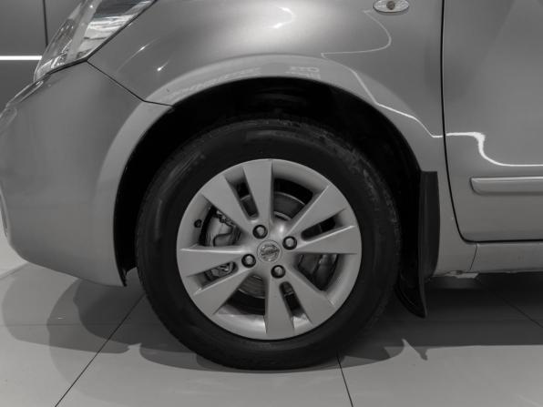 Nissan Note I Рестайлинг с пробегом 2011 года, цена 685 000 рублей, 196841 км, хэтчбек, Автокод Объявления