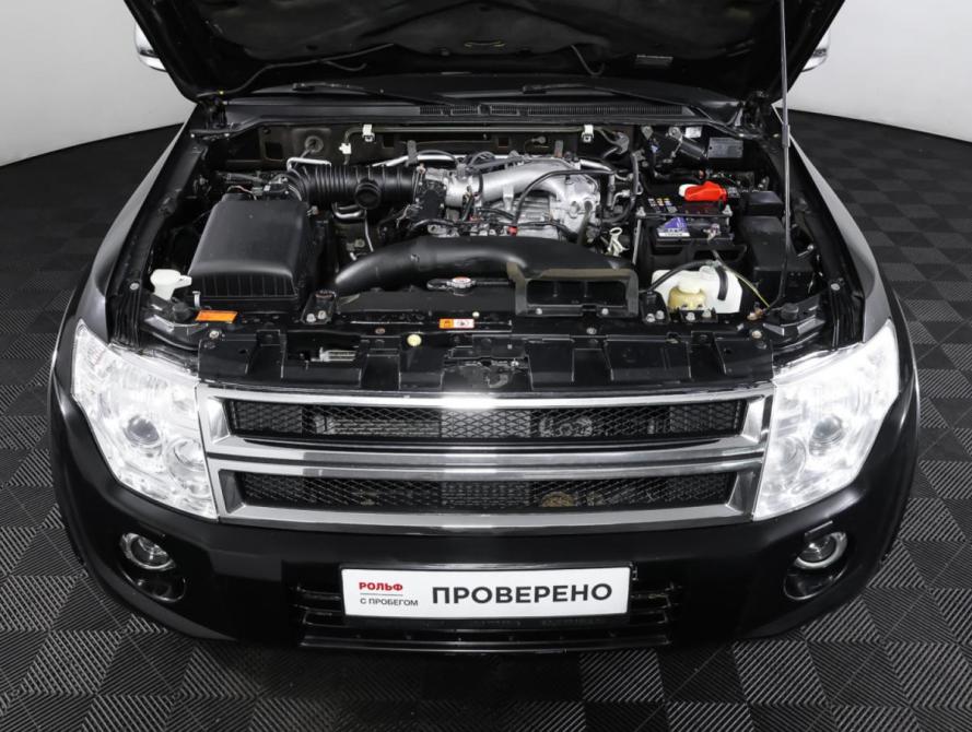 Mitsubishi Pajero IV Рестайлинг 1 Москва  - изображение 10