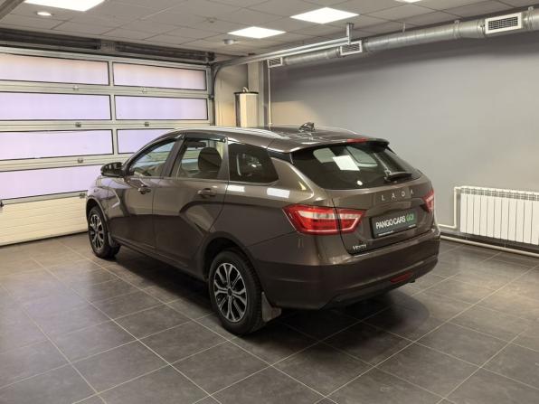 Lada (ВАЗ) Vesta I с пробегом 2021 года, цена 1 220 000 рублей, 63354 км, универсал, Автокод Объявления