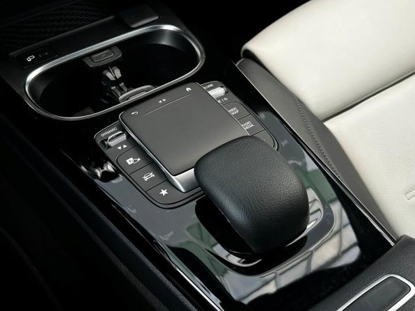 Mercedes-Benz CLA II (C118 X118) с пробегом 2021 года, цена 4 400 400 рублей, 35747 км, седан, Автокод Объявления