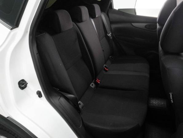 Nissan Qashqai II с пробегом 2015 года, цена 1 369 000 рублей, 125266 км, внедорожник, Автокод Объявления
