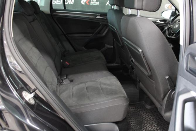 Volkswagen Tiguan II с пробегом 2018 года, цена 2 483 000 рублей, 226000 км, внедорожник, Автокод Объявления