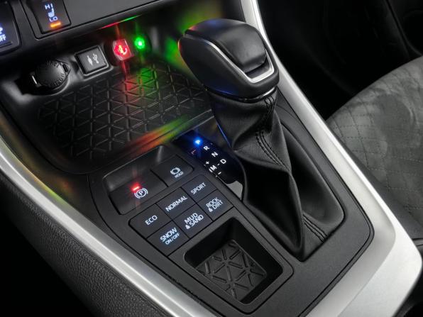 Toyota RAV4 V (XA50) с пробегом 2022 года, цена 3 652 000 рублей, 55064 км, внедорожник, Автокод Объявления