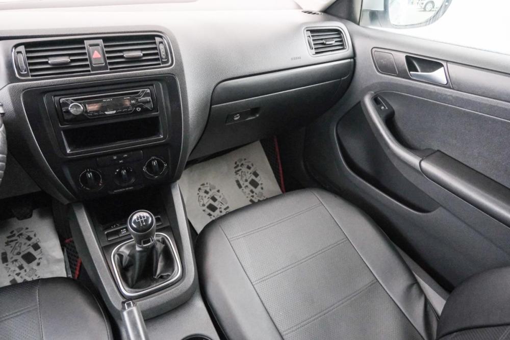 Volkswagen Jetta VI Красноярск  - изображение 12