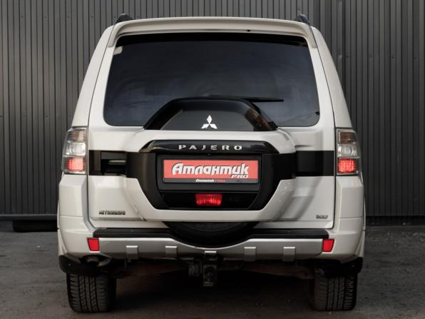 Mitsubishi Pajero IV Рестайлинг 2 с пробегом 2014 года, цена 2 800 000 рублей, 122403 км, внедорожник, Автокод Объявления