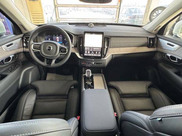 Volvo XC90 II Рестайлинг 2 с пробегом 2024 года, цена 10 998 000 рублей, 31548 км, внедорожник, Автокод Объявления