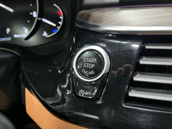 BMW 5 серии VII (G30/G31/G38) с пробегом 2018 года, цена 2 850 000 рублей, 157205 км, седан, Автокод Объявления