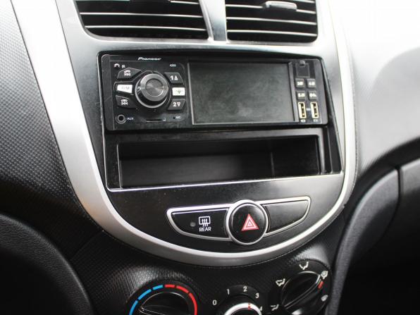 Hyundai Solaris I с пробегом 2013 года, цена 649 000 рублей, 174488 км, седан, Автокод Объявления