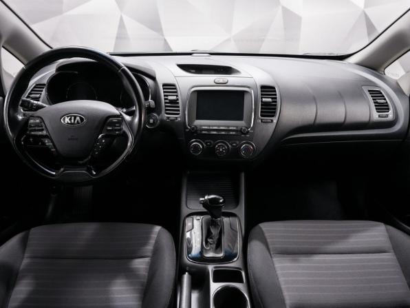 Kia Forte II Рестайлинг с пробегом 2016 года, цена 1 350 000 рублей, 135000 км, седан, Автокод Объявления