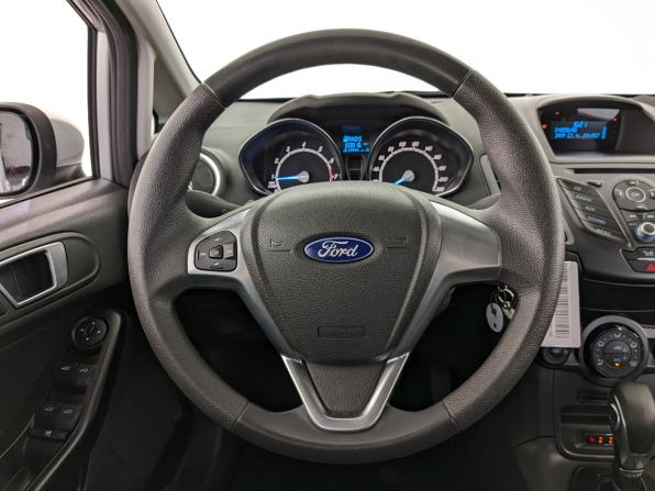 Ford Fiesta Mk6 Рестайлинг с пробегом 2016 года, цена 830 000 рублей, 103014 км, седан, Автокод Объявления