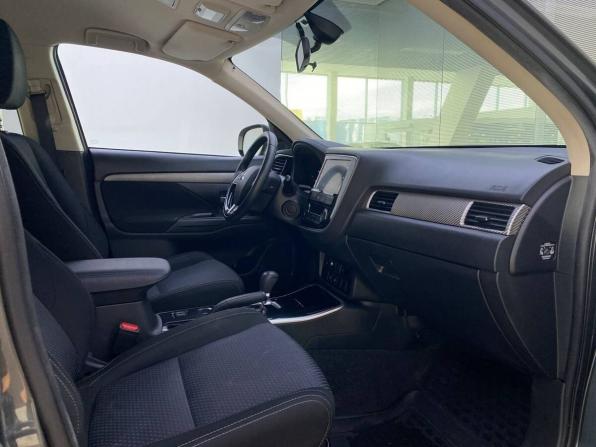 Mitsubishi Outlander III Рестайлинг 2 с пробегом 2018 года, цена 1 980 000 рублей, 75000 км, внедорожник, Автокод Объявления