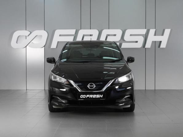 Nissan Leaf II (ZE1) с пробегом 2018 года, цена 1 689 000 рублей, 226549 км, хэтчбек, Автокод Объявления