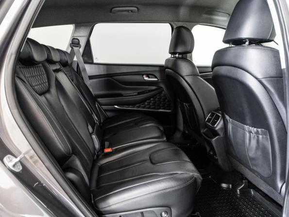 Hyundai Santa Fe IV с пробегом 2019 года, цена 3 099 000 рублей, 106899 км, внедорожник, Автокод Объявления