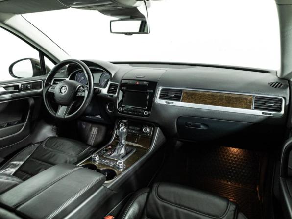 Volkswagen Touareg II с пробегом 2013 года, цена 2 599 700 рублей, 137045 км, внедорожник, Автокод Объявления