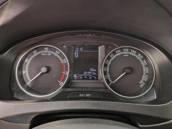 Skoda Rapid I Рестайлинг с пробегом 2018 года, цена 619 000 рублей, 324788 км, лифтбек, Автокод Объявления