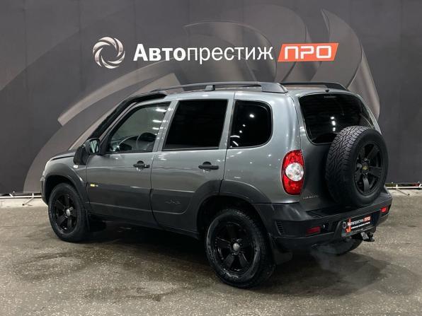 Chevrolet Niva I Рестайлинг с пробегом 2016 года, цена 590 000 рублей, 137000 км, внедорожник, Автокод Объявления