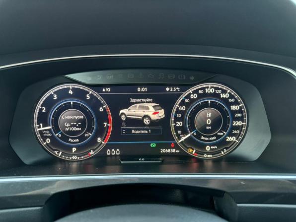 Volkswagen Tiguan II с пробегом 2017 года, цена 2 190 000 рублей, 206838 км, внедорожник, Автокод Объявления