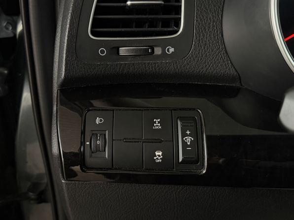 Kia Sorento II Рестайлинг с пробегом 2014 года, цена 1 750 000 рублей, 171885 км, внедорожник, Автокод Объявления