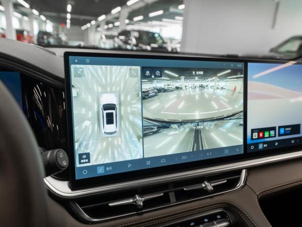 Geely Monjaro I Рестайлинг 2 с пробегом 2026 года, цена 4 200 000 рублей, 23 км, внедорожник, Автокод Объявления