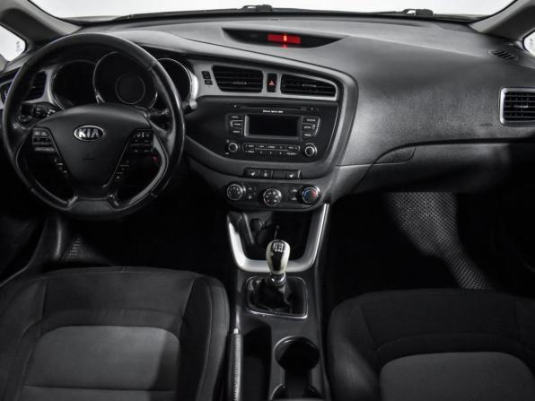 Kia Ceed II с пробегом 2012 года, цена 749 000 рублей, 220000 км, хэтчбек, Автокод Объявления
