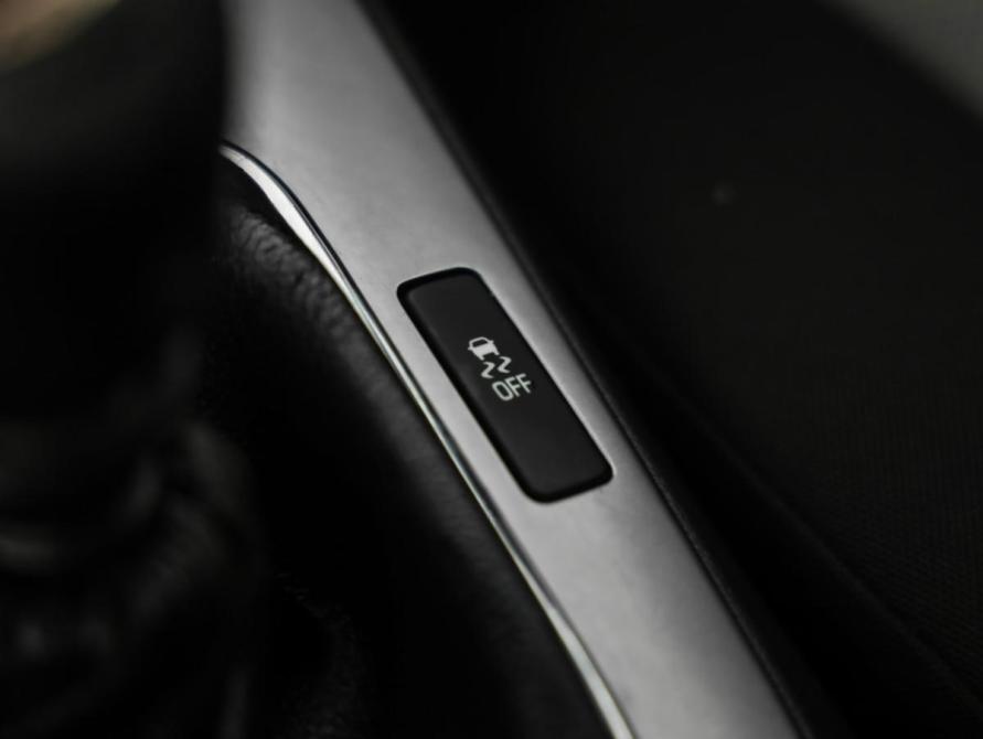 Chevrolet Cruze I Рестайлинг Санкт-Петербург  - изображение 16