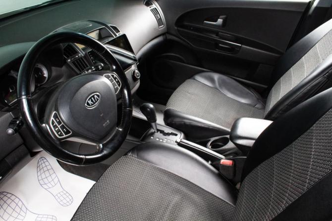 Kia Ceed I с пробегом 2007 года, цена 679 000 рублей, 270000 км, хэтчбек, Автокод Объявления