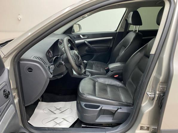 Skoda Octavia II (A5) Рестайлинг с пробегом 2012 года, цена 970 000 рублей, 400720 км, универсал, Автокод Объявления