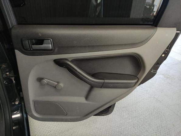 Ford Focus II Рестайлинг с пробегом 2010 года, цена 530 000 рублей, 164546 км, седан, Автокод Объявления