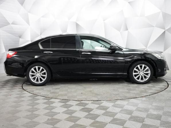 Honda Accord IX с пробегом 2013 года, цена 1 844 000 рублей, 170700 км, седан, Автокод Объявления