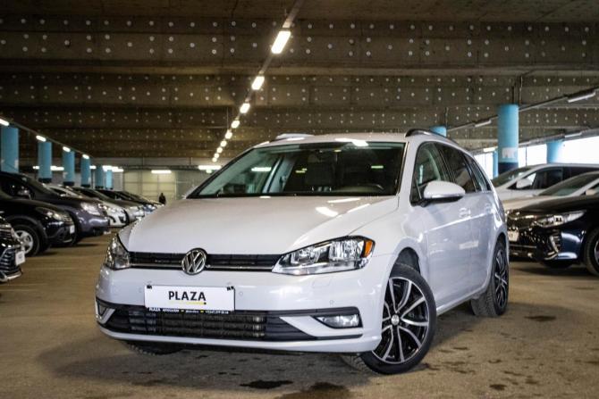 Volkswagen Golf VII Рестайлинг с пробегом 2017 года, цена 1 379 000 рублей, 185358 км, универсал, Автокод Объявления