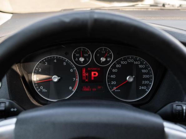 Ford Focus II с пробегом 2007 года, цена 929 000 рублей, 188061 км, хэтчбек, Автокод Объявления